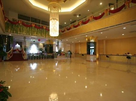 Mineral Hotel Jinan Interior photo